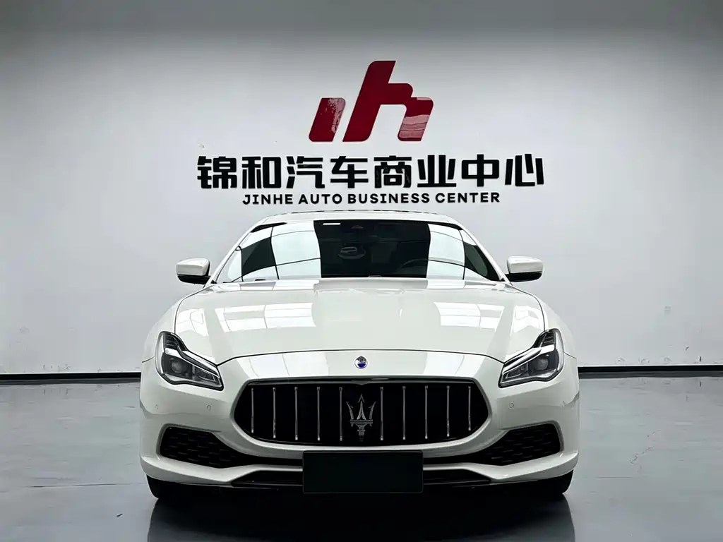 Maserati Quattroporte — миниатюра 3