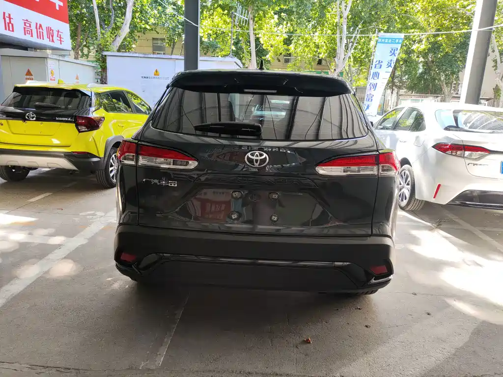 Toyota Frontlander — миниатюра 15