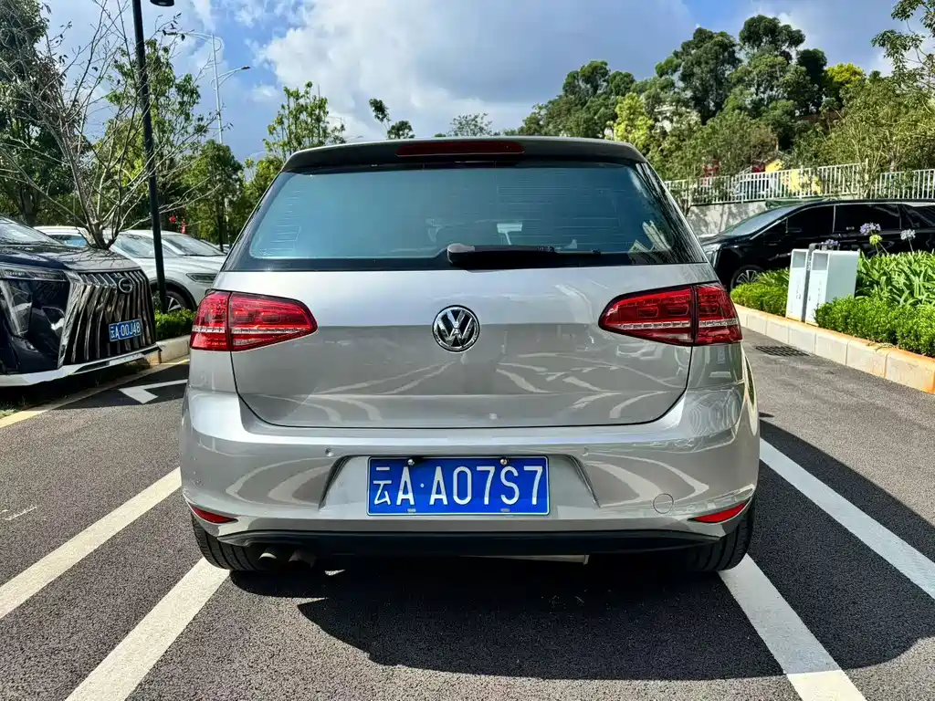 Volkswagen Golf — миниатюра 8