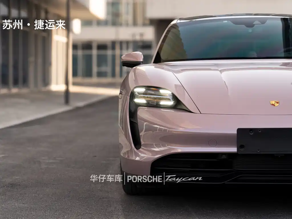 Porsche Taycan — миниатюра 8