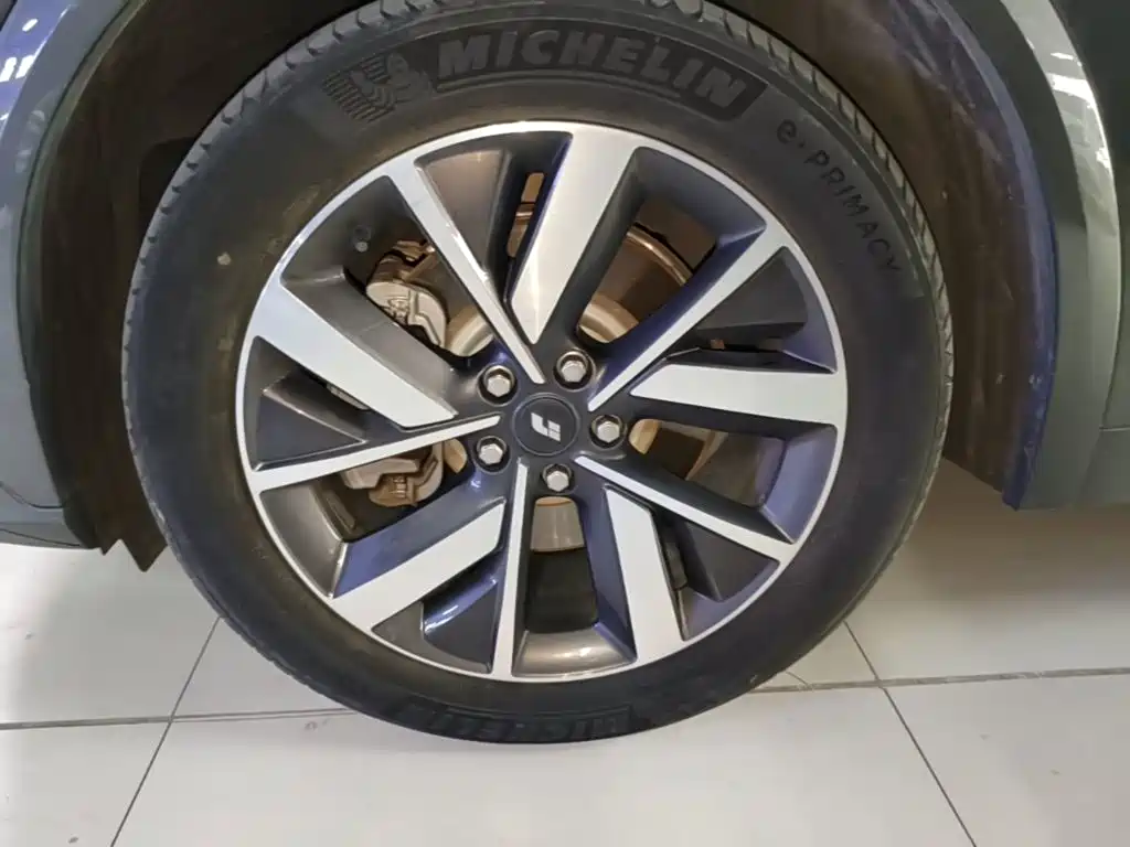Li Auto Li L7 — миниатюра 23