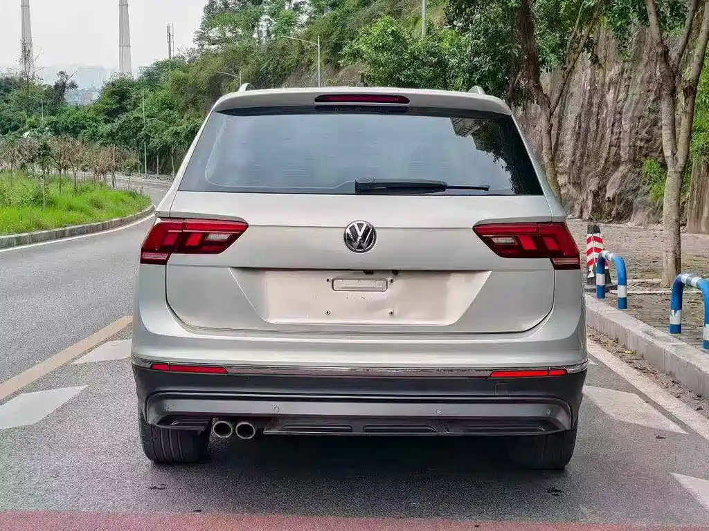 Volkswagen Tiguan L — миниатюра 5