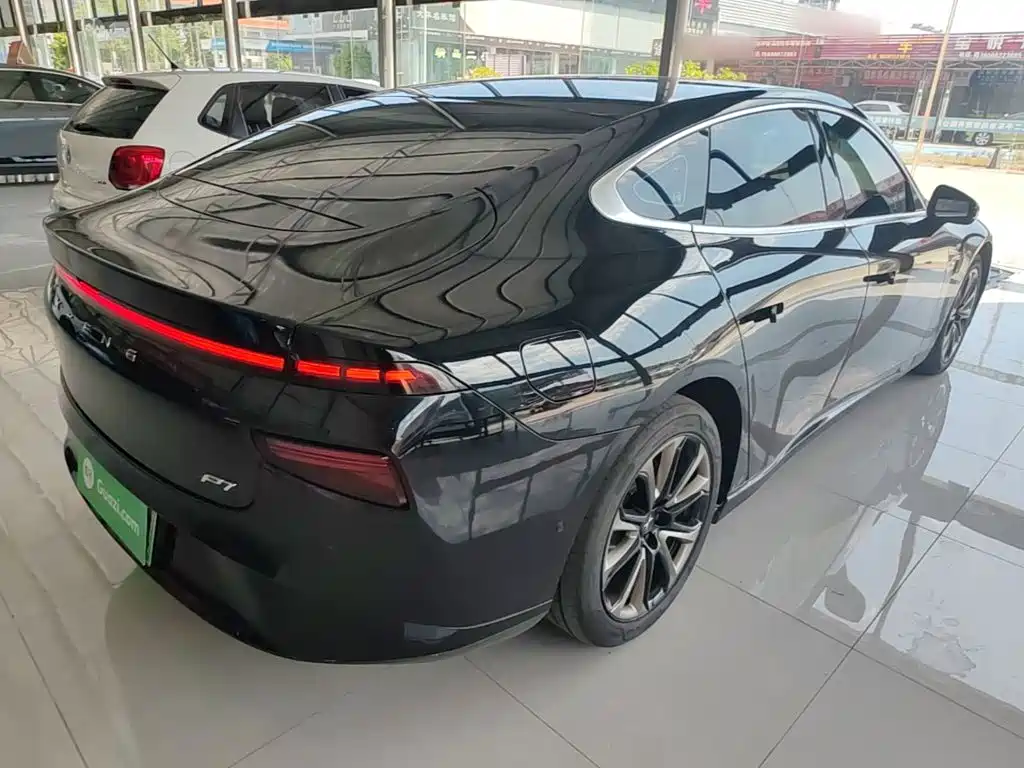XPeng P7 — миниатюра 7
