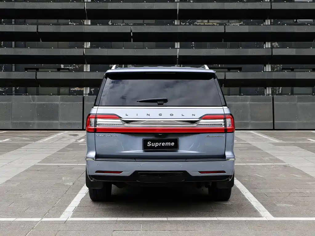 Lincoln Navigator — миниатюра 15