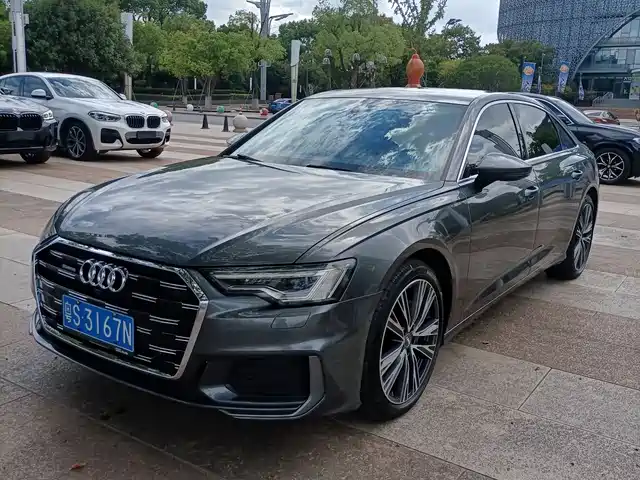 AUDI  A6L 2021