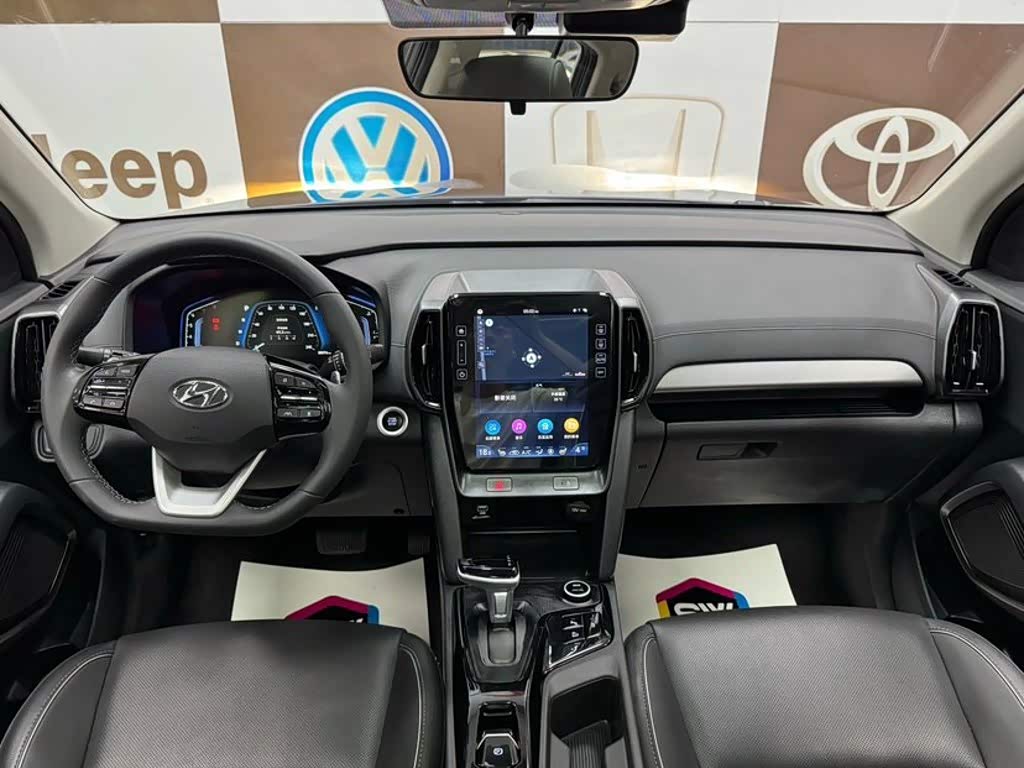 Hyundai Beijing Hyundai ix35 1.4 л 2022 г. Голубой, пробег 38000 км