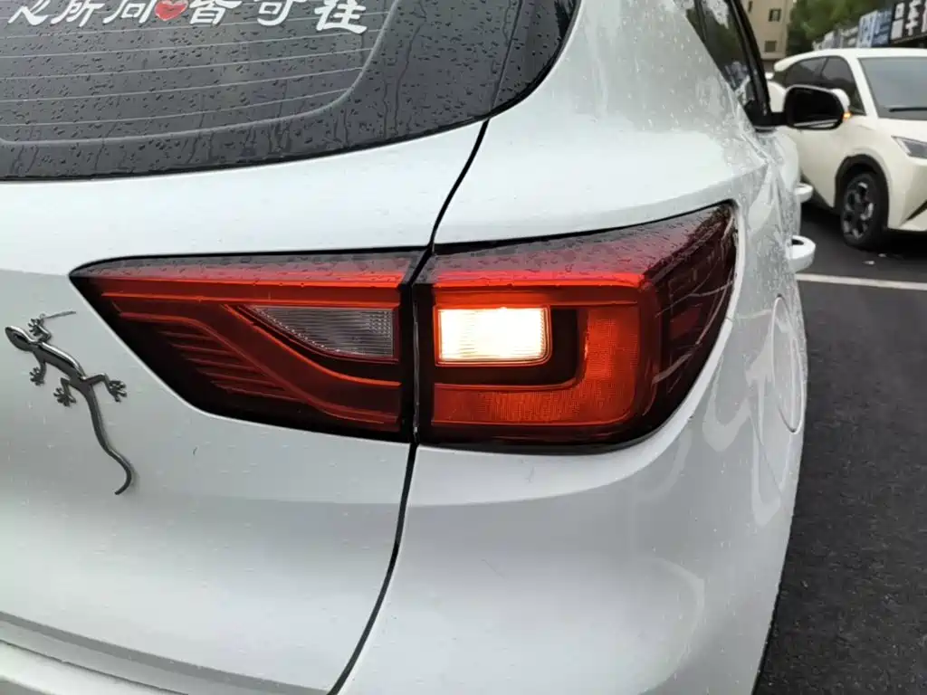 MG ZS — миниатюра 8