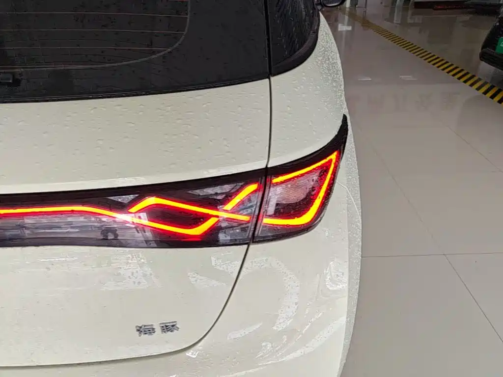 BYD Dolphin — миниатюра 8