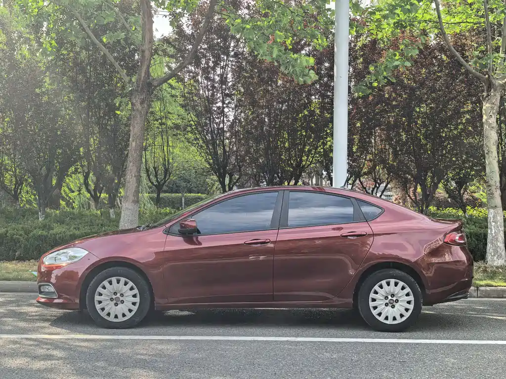 Fiat Viaggio 2012 1.4T AT Enjoy