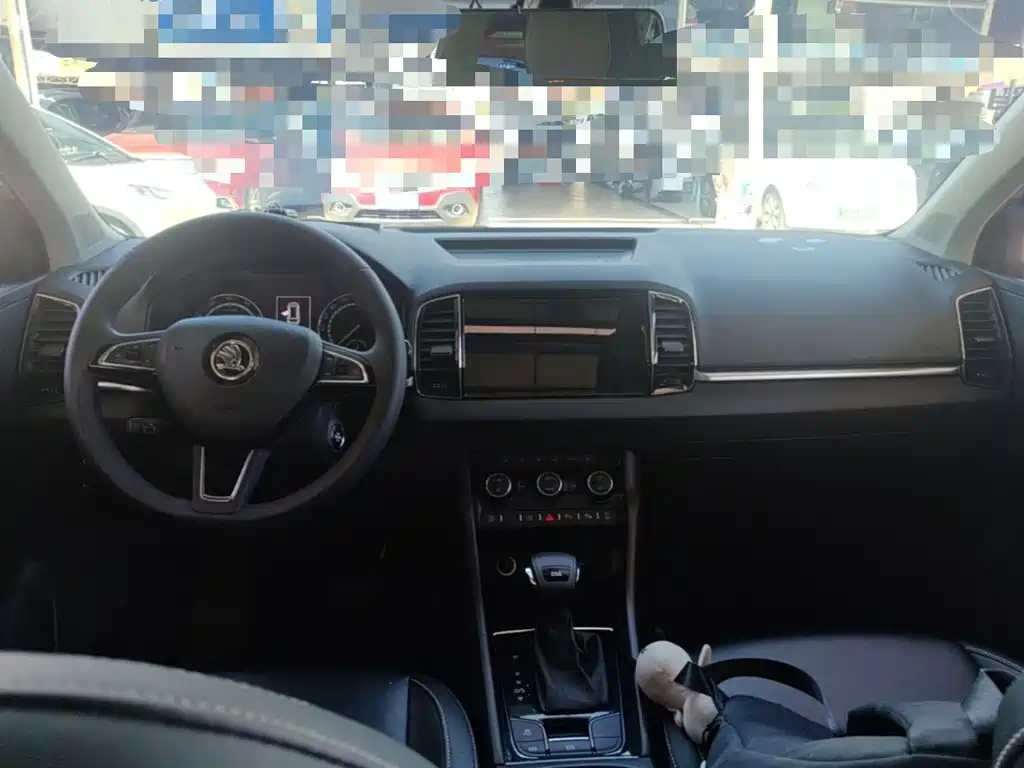 Skoda Karoq — миниатюра 10