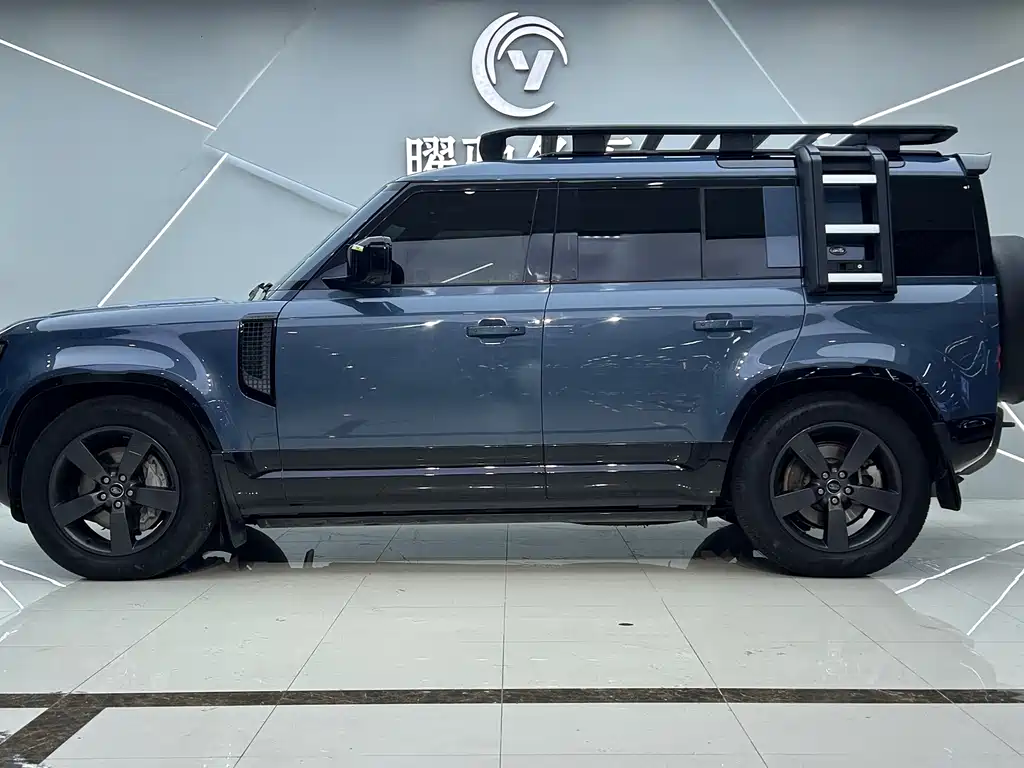 Land Rover Defender — миниатюра 3
