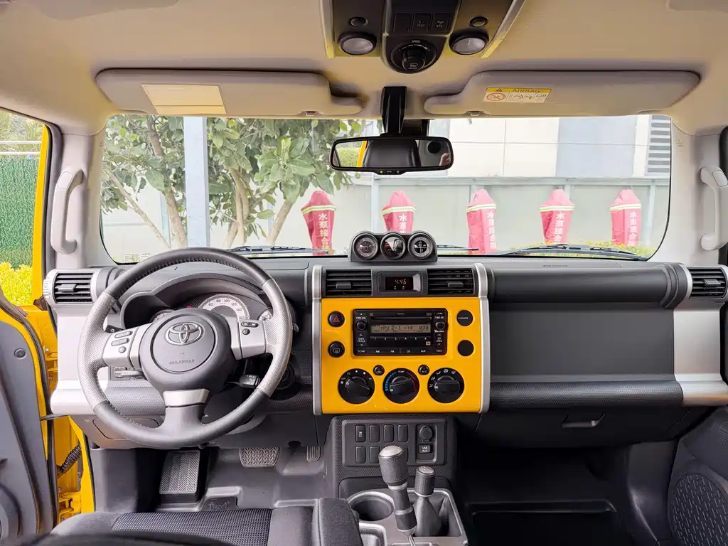 Toyota FJ Cruiser FJ 2019 4.0L AT