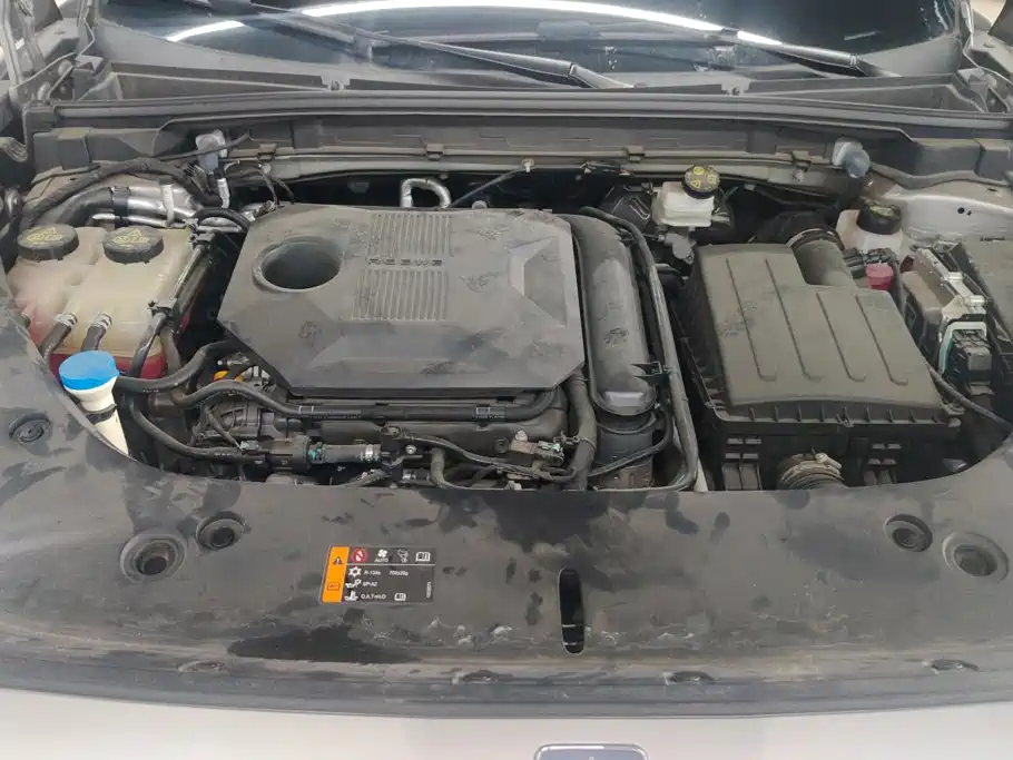 Roewe RX5 New Energy — миниатюра 10