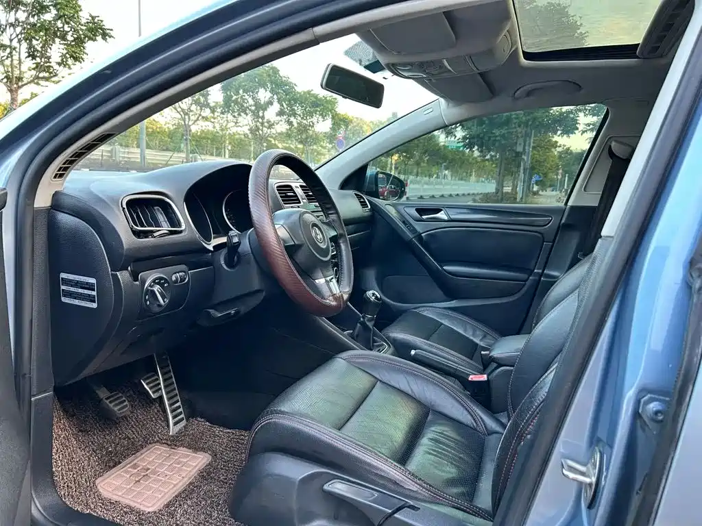 Volkswagen Golf — миниатюра 8