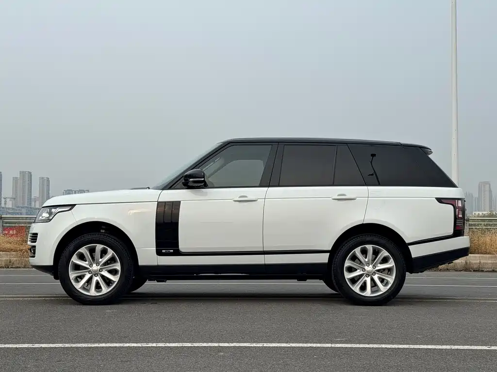Land Rover Range Rover — миниатюра 6