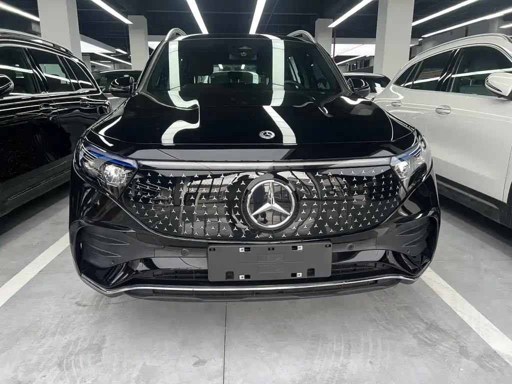 Mercedes-Benz EQB — миниатюра 2