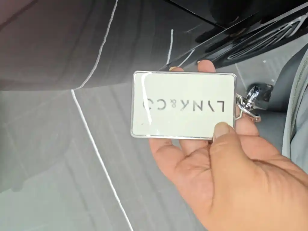 Lynk & Co 08 EM-P — миниатюра 9