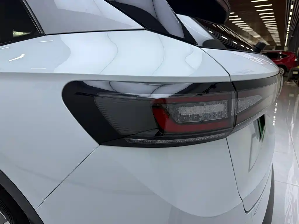 Volkswagen ID.4 X — миниатюра 15