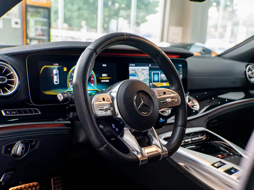 MERCEDES-BENZ AMG GT