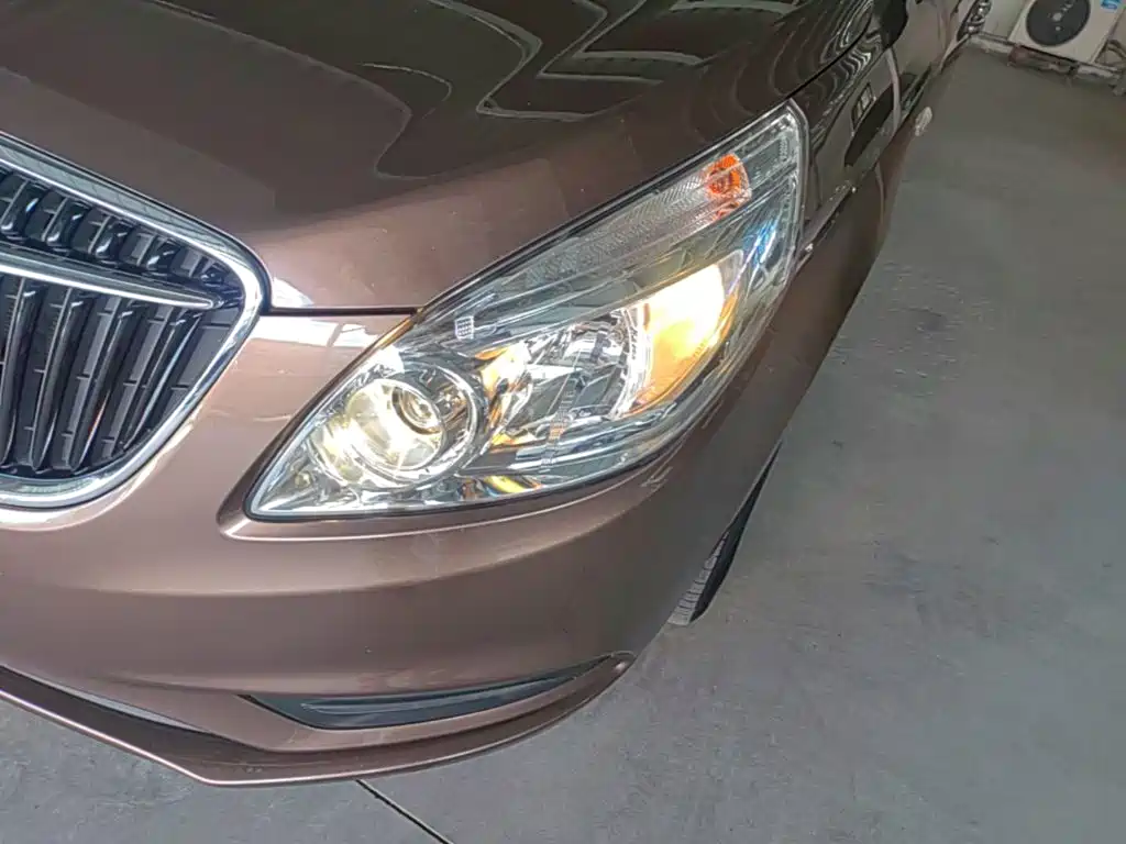 Buick GL8 — миниатюра 24