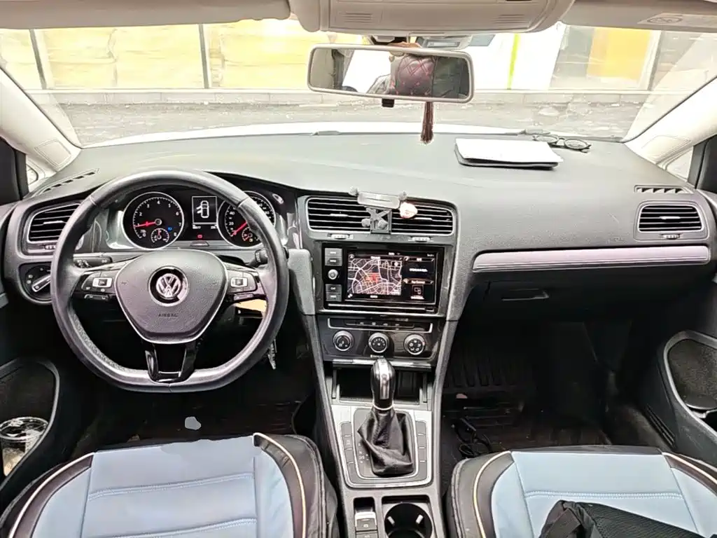 Volkswagen Golf — миниатюра 10