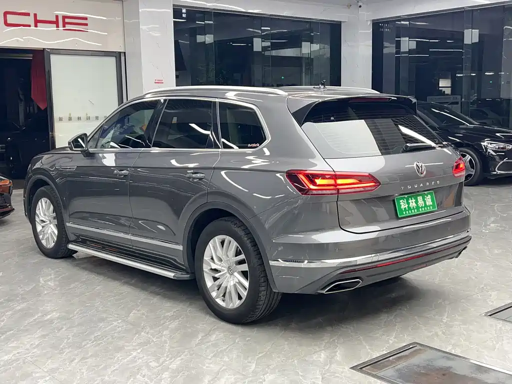 Volkswagen Touareg — миниатюра 6