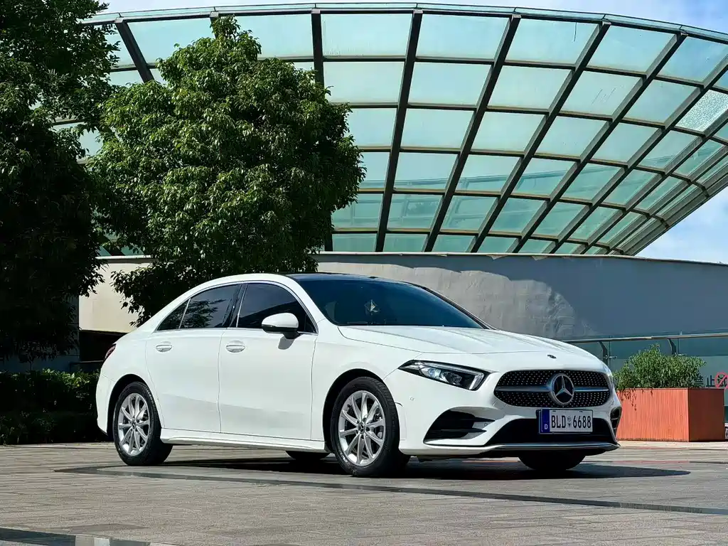 Mercedes-Benz A-Class — миниатюра 3
