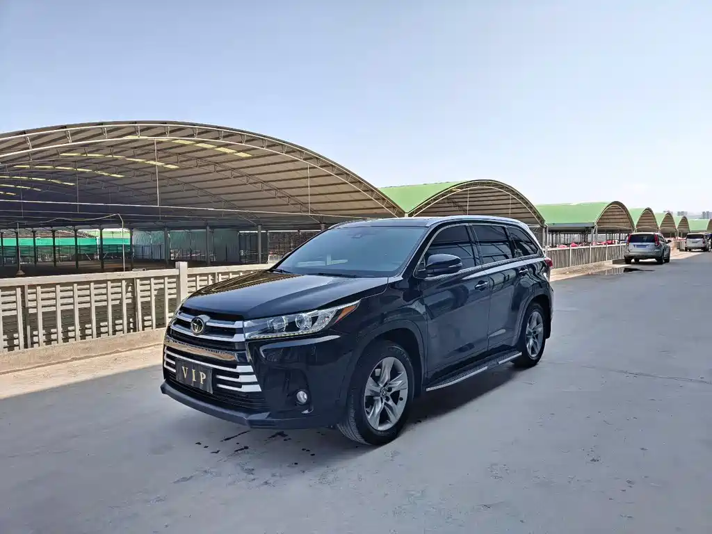 Toyota Highlander 2021