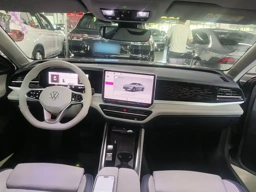 Volkswagen Passat 2025 Pro 380TSI