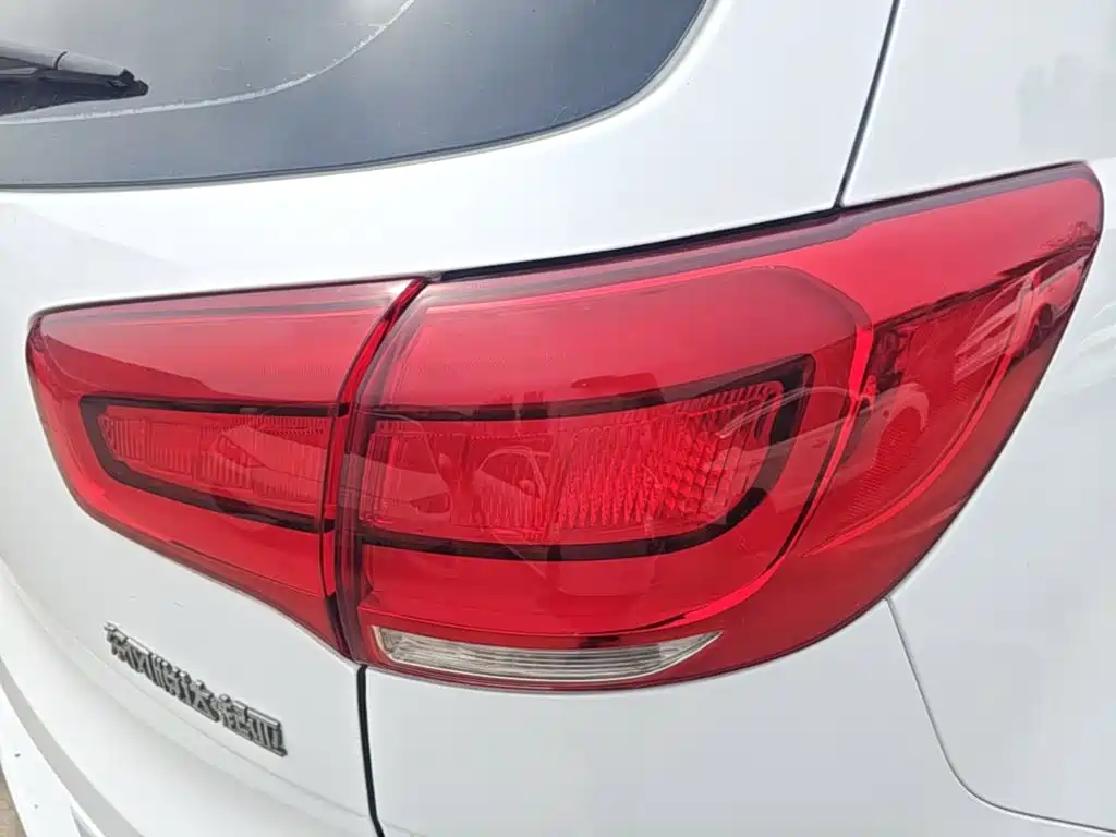 Kia Sportage — миниатюра 8