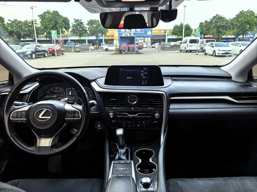 Lexus RX — миниатюра 10