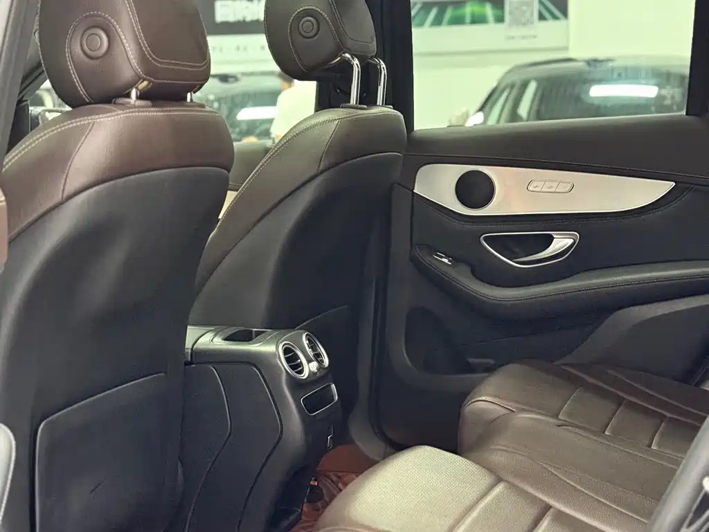 Mercedes-Benz GLC — миниатюра 9