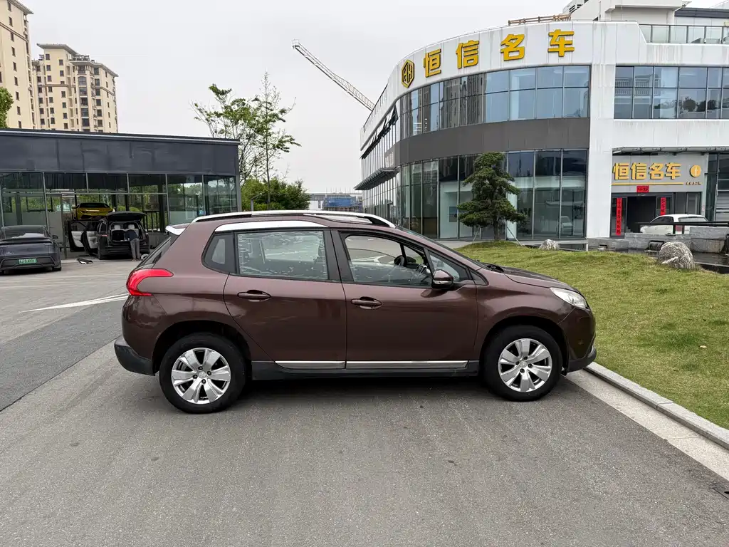 Peugeot 2008 1.6L Auto Fashion Edition, фото 12