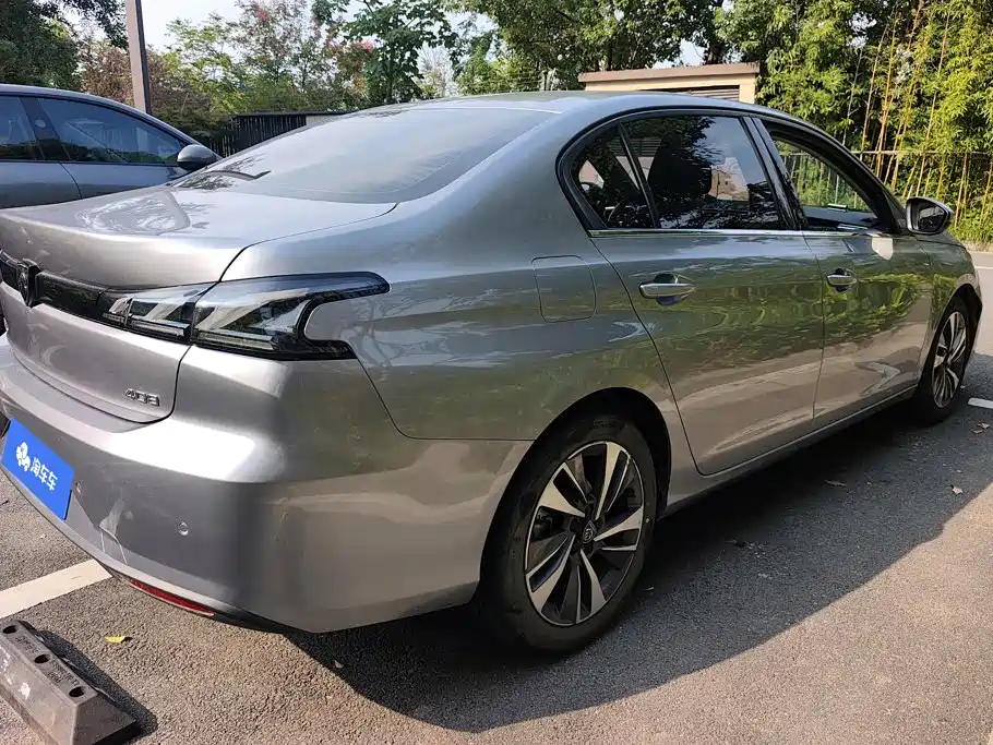 Peugeot 408 — миниатюра 3