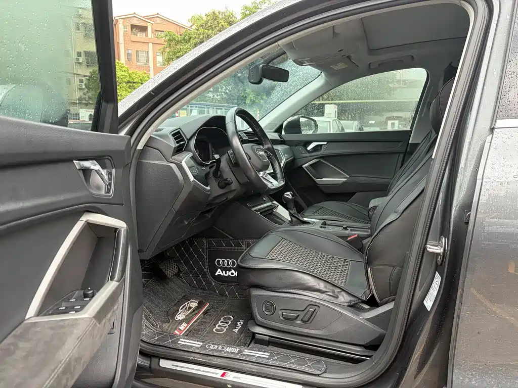 Audi Q3 — миниатюра 4