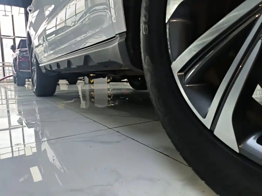 Geely Vision X6 — миниатюра 21