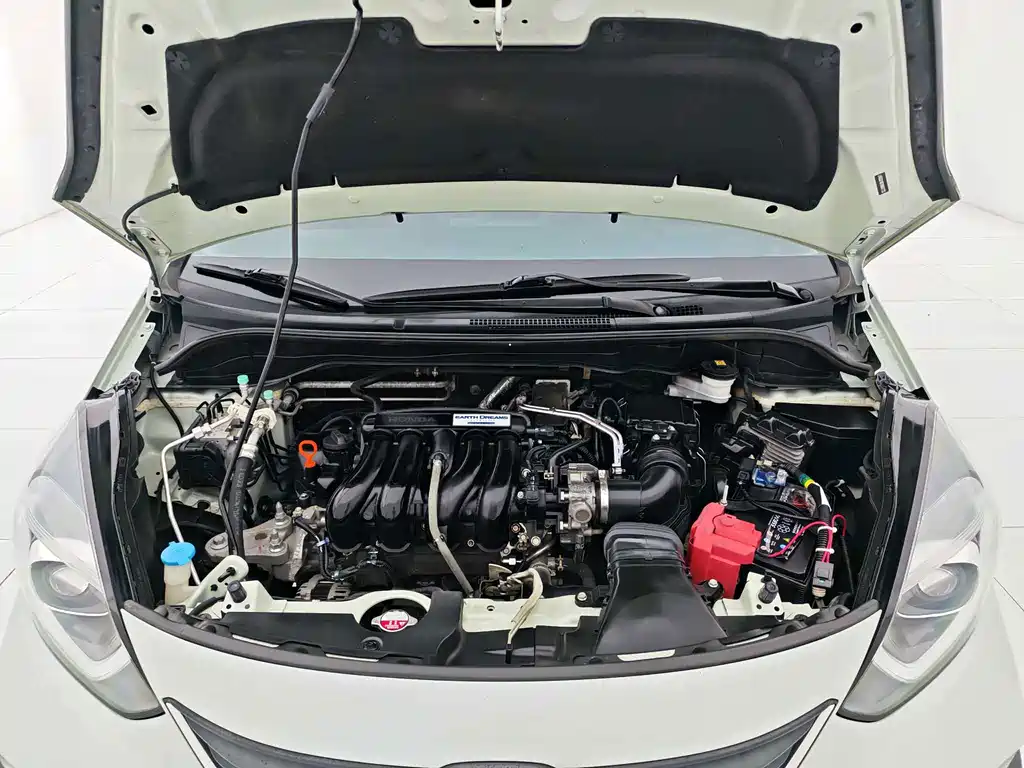 Honda Fit — миниатюра 17