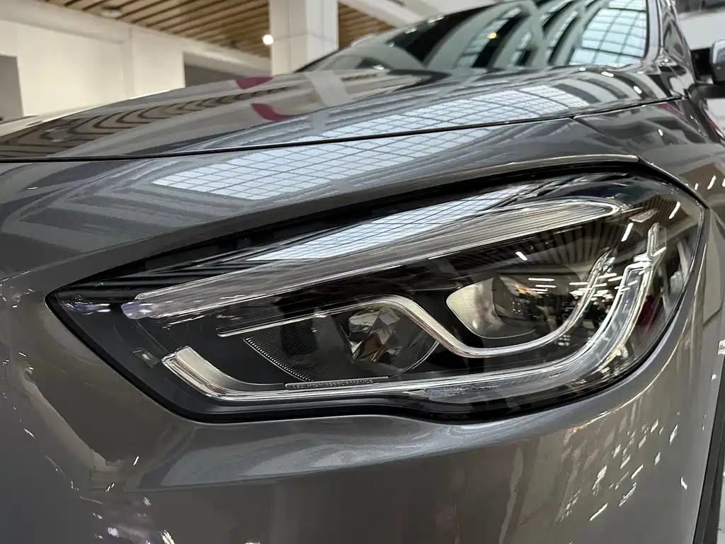 Mercedes-Benz GLA — миниатюра 17