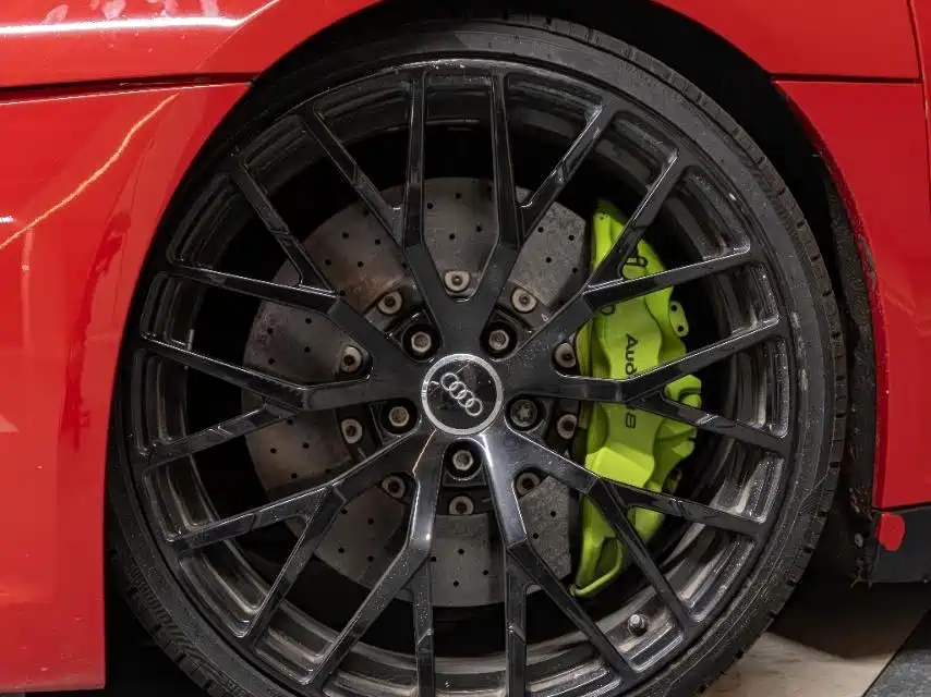 Audi R8 — миниатюра 11