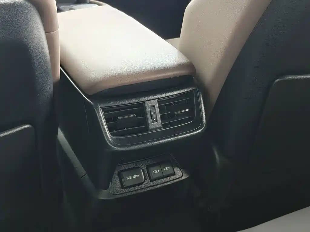 Lexus ES — миниатюра 14