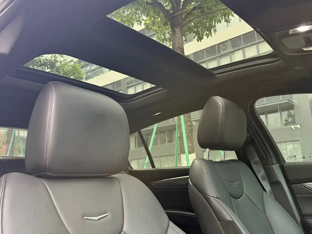 Cadillac CT5 — миниатюра 16