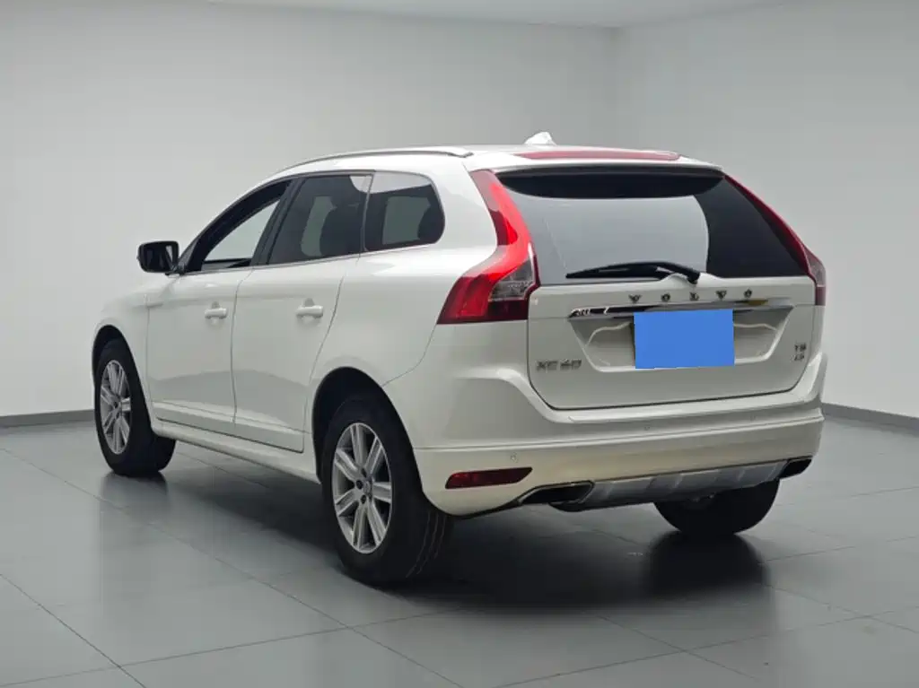 Volvo XC60 — миниатюра 7
