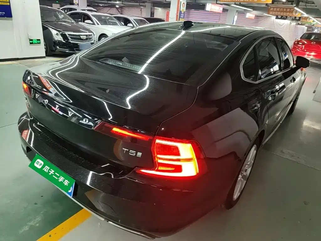 Volvo S90 — миниатюра 7