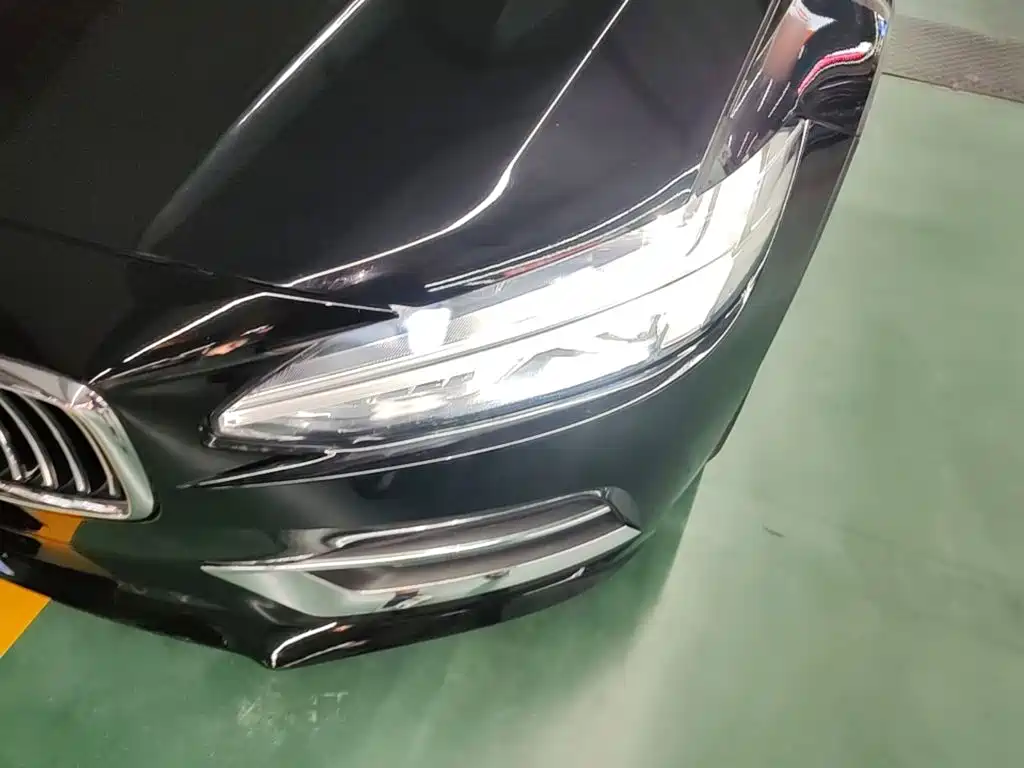 Volvo S90 — миниатюра 24