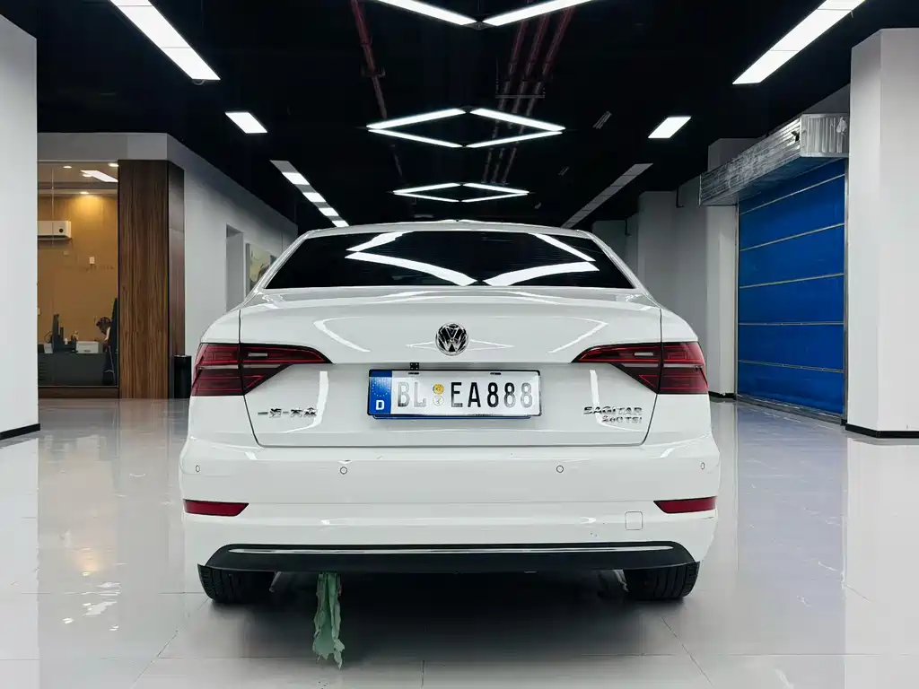 Volkswagen Sagitar 2019 280TSI DSG Comfort VI