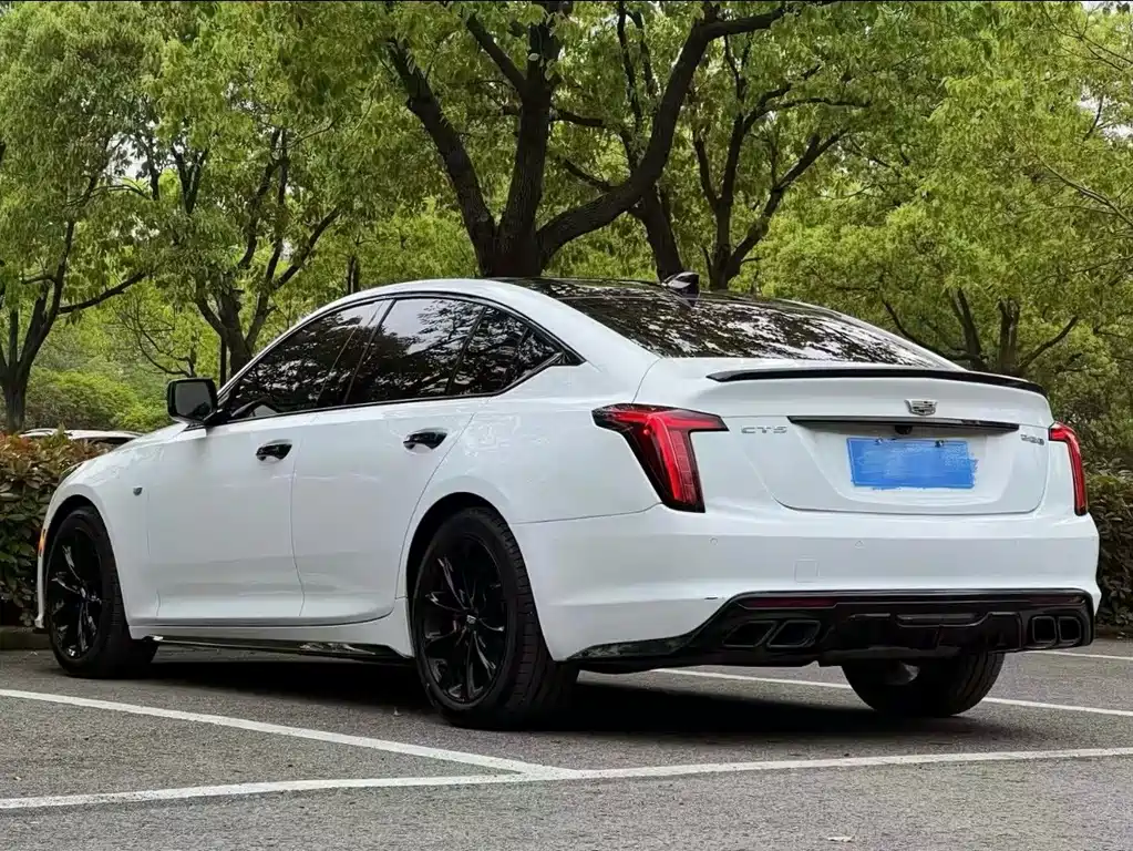 Cadillac CT5 — миниатюра 8