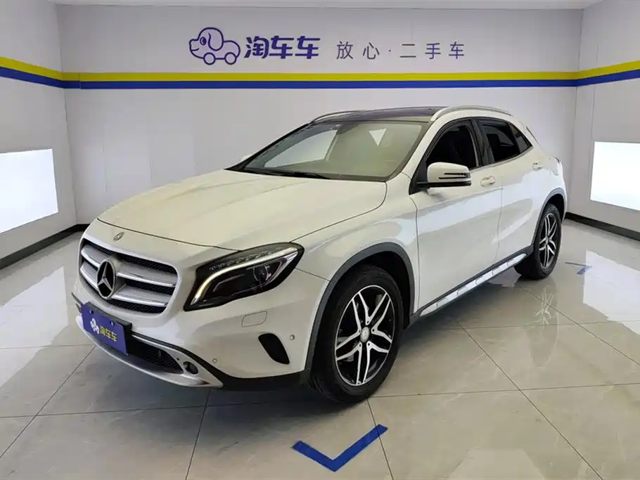 Mercedes-Benz GLA 2016