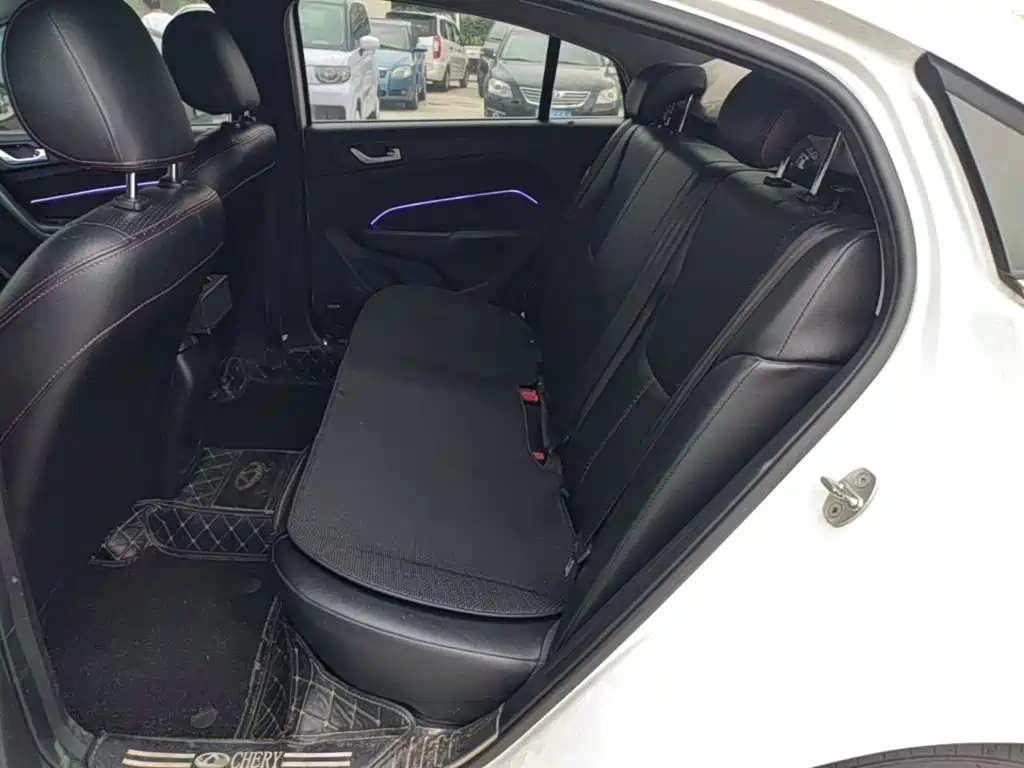Chery Arrizo 5 — миниатюра 17