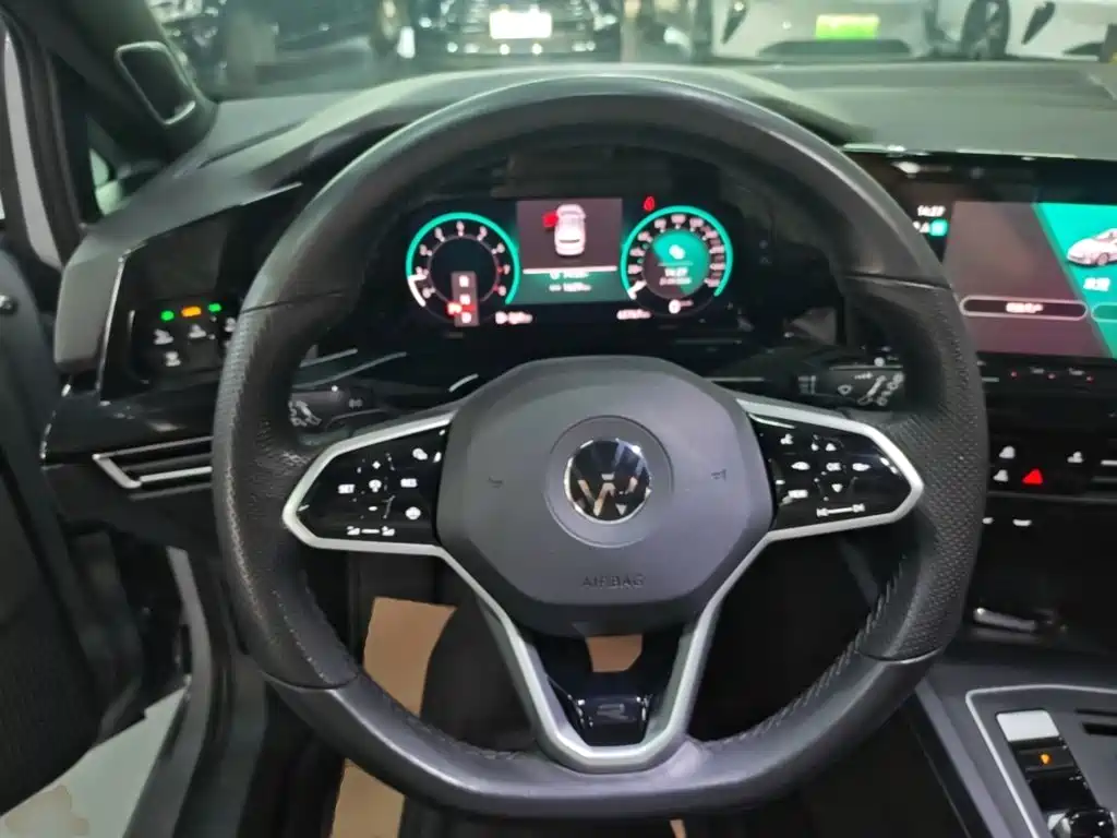 Volkswagen Golf — миниатюра 11