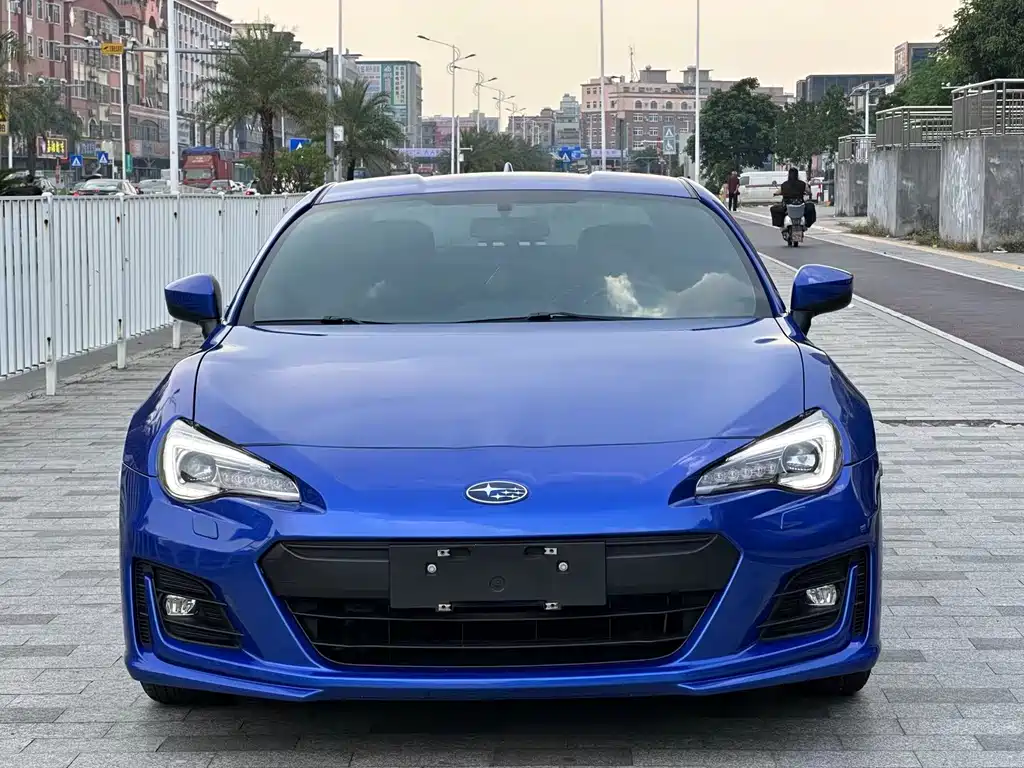 Subaru BRZ — миниатюра 2